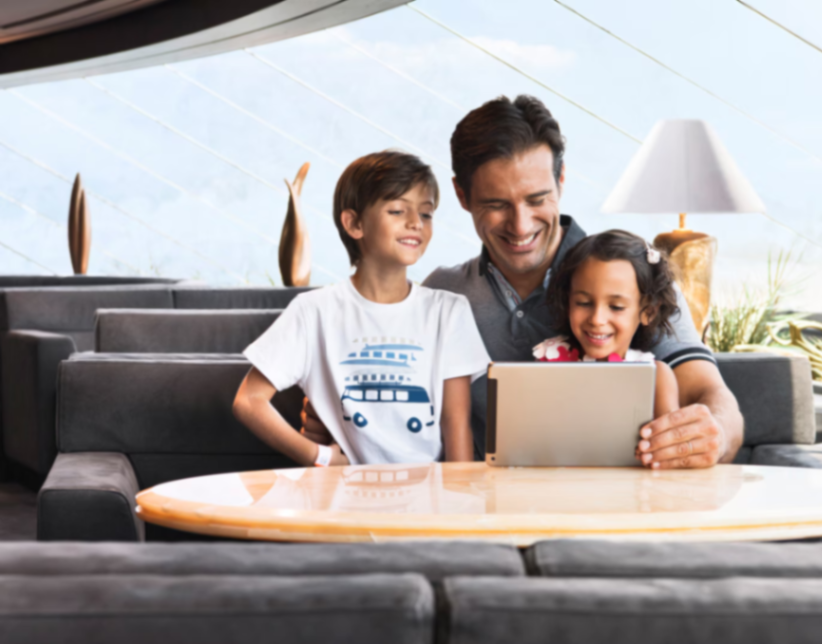Connecting Families with Seamless 5G Mobile & Home Internet in the UAE